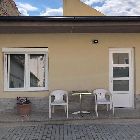 Avas Apartman Miskolc Extérieur photo