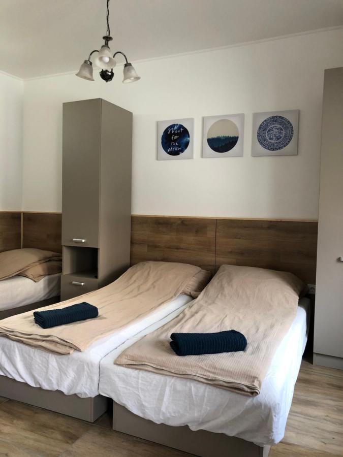 Avas Apartman Miskolc Extérieur photo