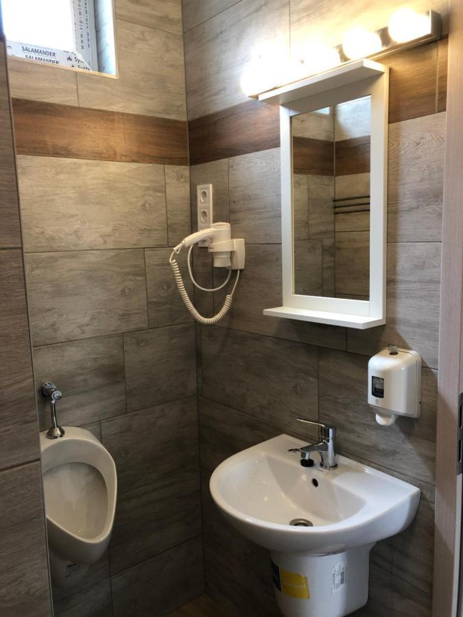Avas Apartman Miskolc Extérieur photo
