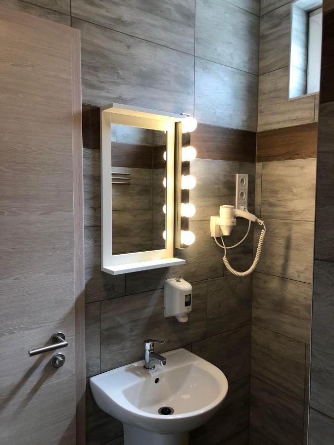 Avas Apartman Miskolc Extérieur photo