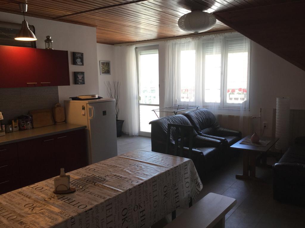 Avas Apartman Miskolc Extérieur photo