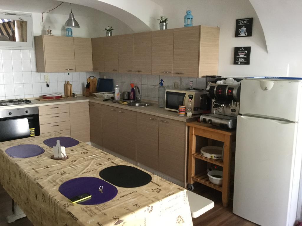 Avas Apartman Miskolc Extérieur photo